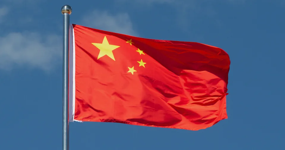 中國EUV光刻機原型機或已問世！前ASML工程師逆研！