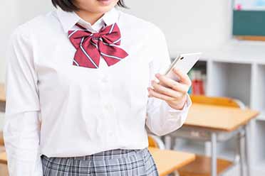 如何防止孩子沉迷手機？日本大學教授給出解決方案